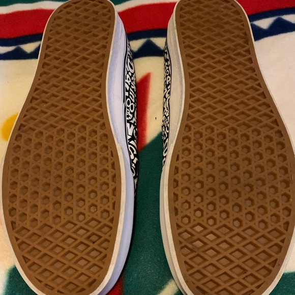 A Tribe Called Quest vans. Size US mens 11 - Picture 2 of 6